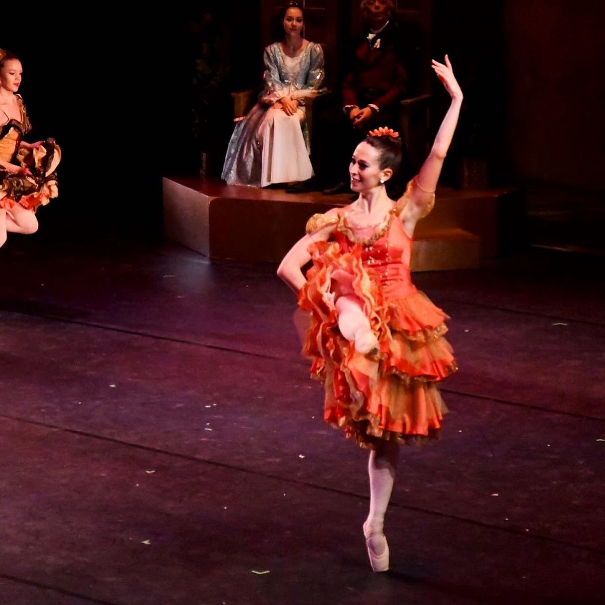 PortlandBallet's tweet photo. Some more pictures to celebrate another successful run of βA Victorian Nutcrackerβ! πβοΈπ«π΅βοΈππ¬πͺππ§ββοΈπβ¨β£
πΈ Julie Rieger #PortlandBallet #VicNut19 https://t.co/kzCVfSQSTy