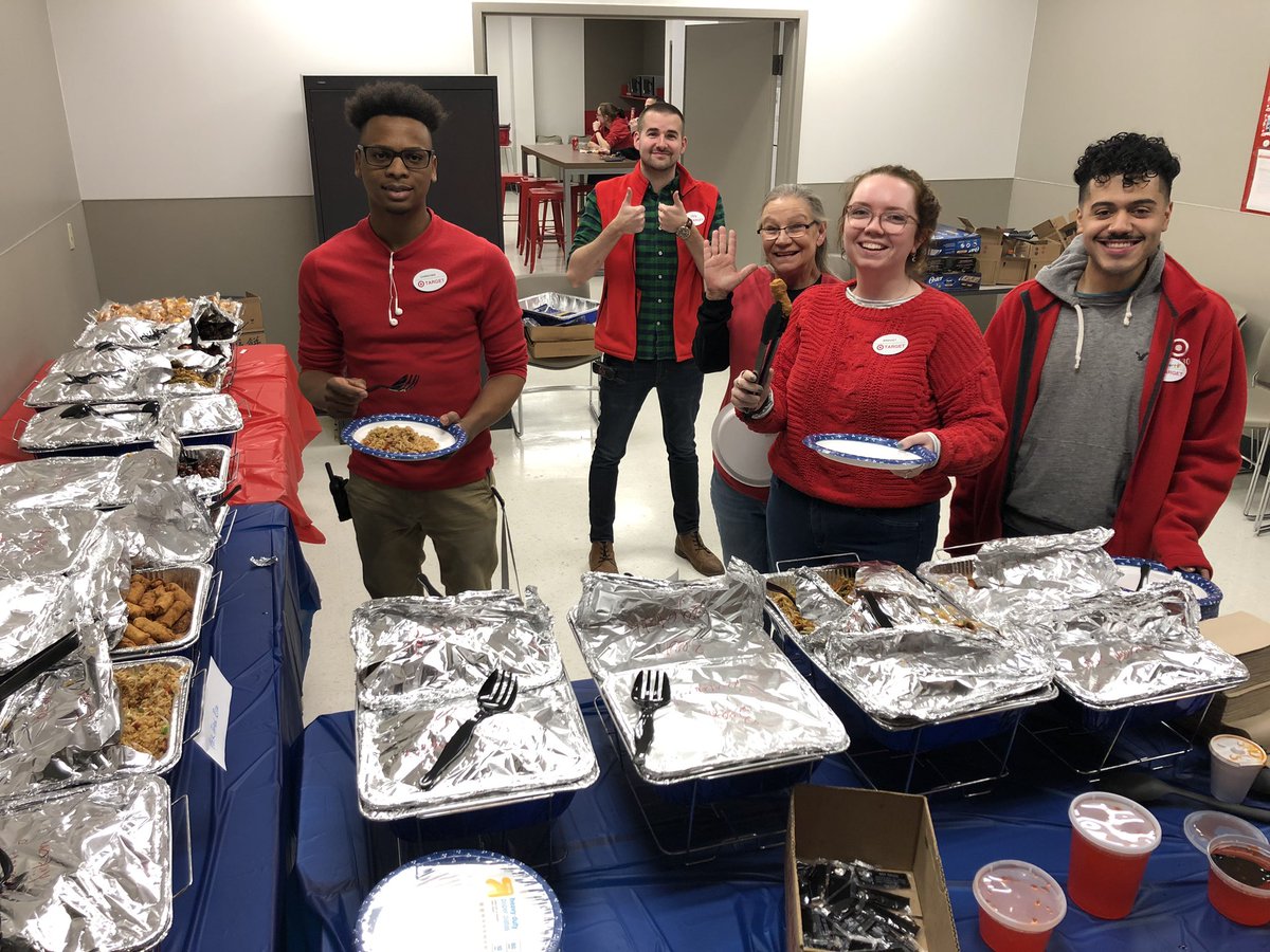 Amy Sullivan (@aim4thetarget) on Twitter photo It’s a good day to have a shift at 2430...Chinese food for all! 🍱😍<a href="/joe_hocking1/">Joe Hocking</a> <a href="/DavePFromTarget/">Dave Pacheco</a> It’s a good day to have a shift at 2430...Chinese food for all! 🍱😍<a href="/joe_hocking1/">Joe Hocking</a> <a href="/DavePFromTarget/">Dave Pacheco</a>