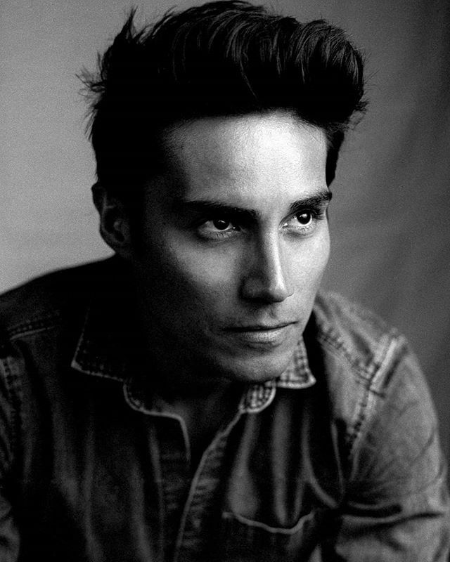 bgb_photo's tweet photo. I still have a couple rolls of film waiting to be developed. Will have to get those done by the end of the year. Here's one of @alfonsobenson from our headshot session a couple months ago. Love the way this turned out. 📸 #Mamiya #645pro #sekor80mm #k… https://t.co/2wdtJPCP4x https://t.co/e6dyg4rxGI