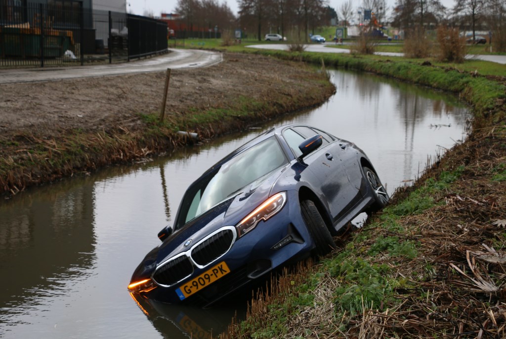 Melding politie Zwijnskade Hardinxveld-Giessendam