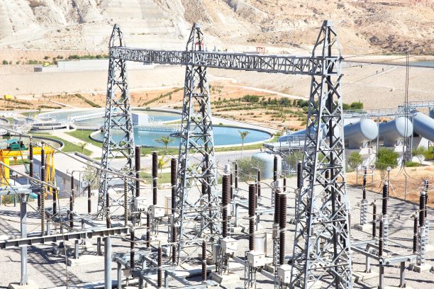 AqualogySocial's tweet photo. WaterWorld: #EnergyManagement: Simo Niskanen, ABBgroupnews, explains why #harmonics are a troublesome issue and how ultra-low harmonic #ULH variable speed drives #VSDs can help eliminate them at source.

https://t.co/Lk4yoJzCSO https://t.co/Mcd5mvNUiL / visit : www.aqualog…