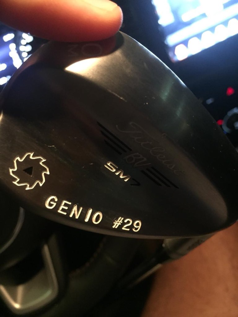 El golfista barranquillero Ricardo Celia por fin pudo tomarse una foto con su ídolo futbolero Teófilo Gutiérrez. Fue a La Chinita y ahí abordó al crack de <a href="/JuniorClubSA/">Junior FC</a>. Celia lo admira tanto que le hace un homenaje en sus palos de golf.