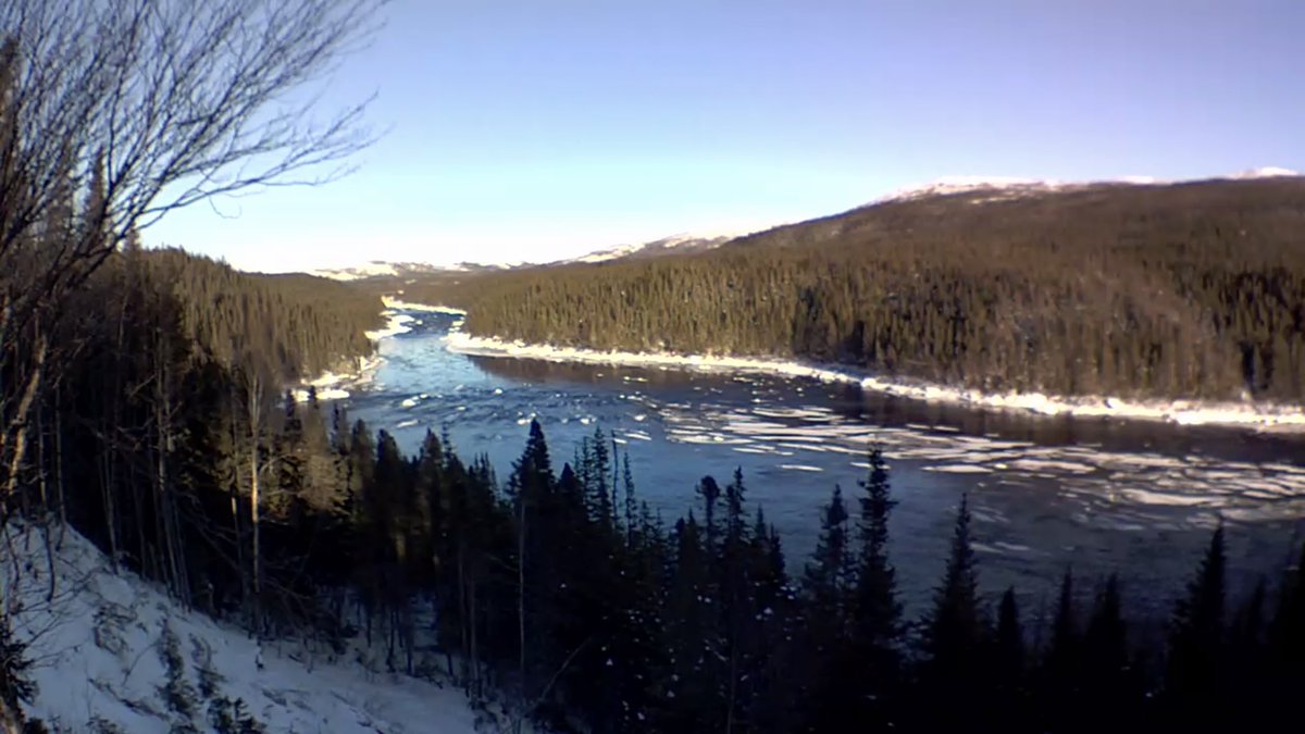 ChutePoolLodge's tweet photo. It’s the afternoon view from here. We are seeking followers please help us by retweeting this beautiful shot taken moments ago. #pinware #river #labrador #redbay https://t.co/mDc2pC0Kis