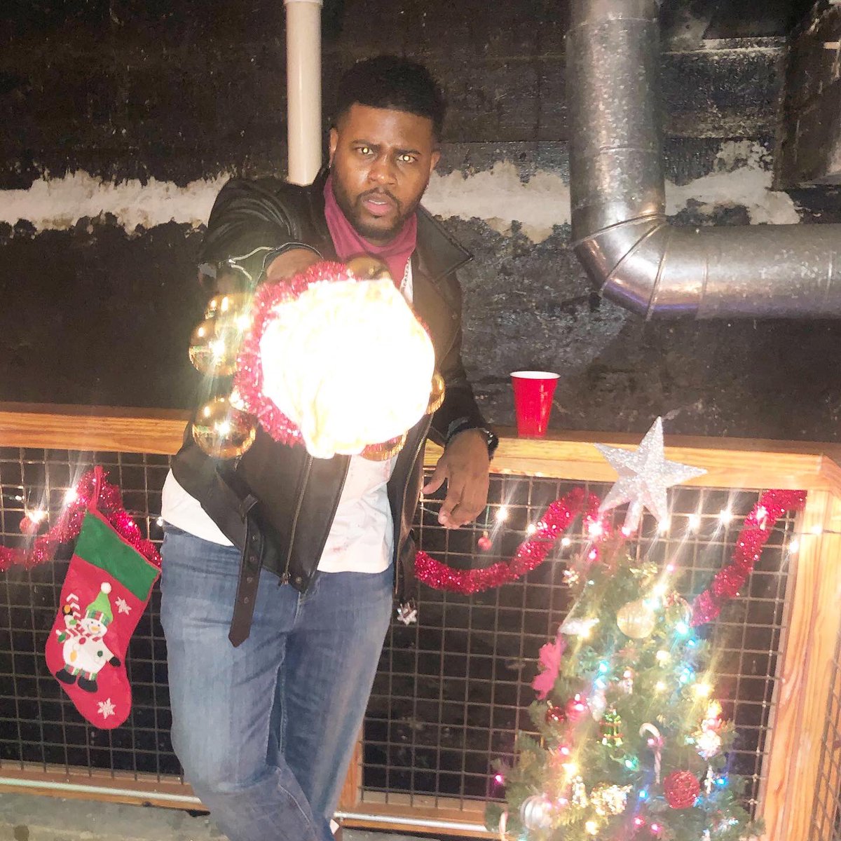 wheresdavie's tweet image. Casual @CosplayingDead Christmas party last night... that one time Negan took half of everyone’s toys 😅