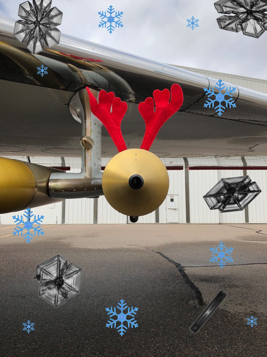 SchnaiTec's tweet photo. Happy Holidays to all of our followers! https://t.co/MqqYlvBxqd