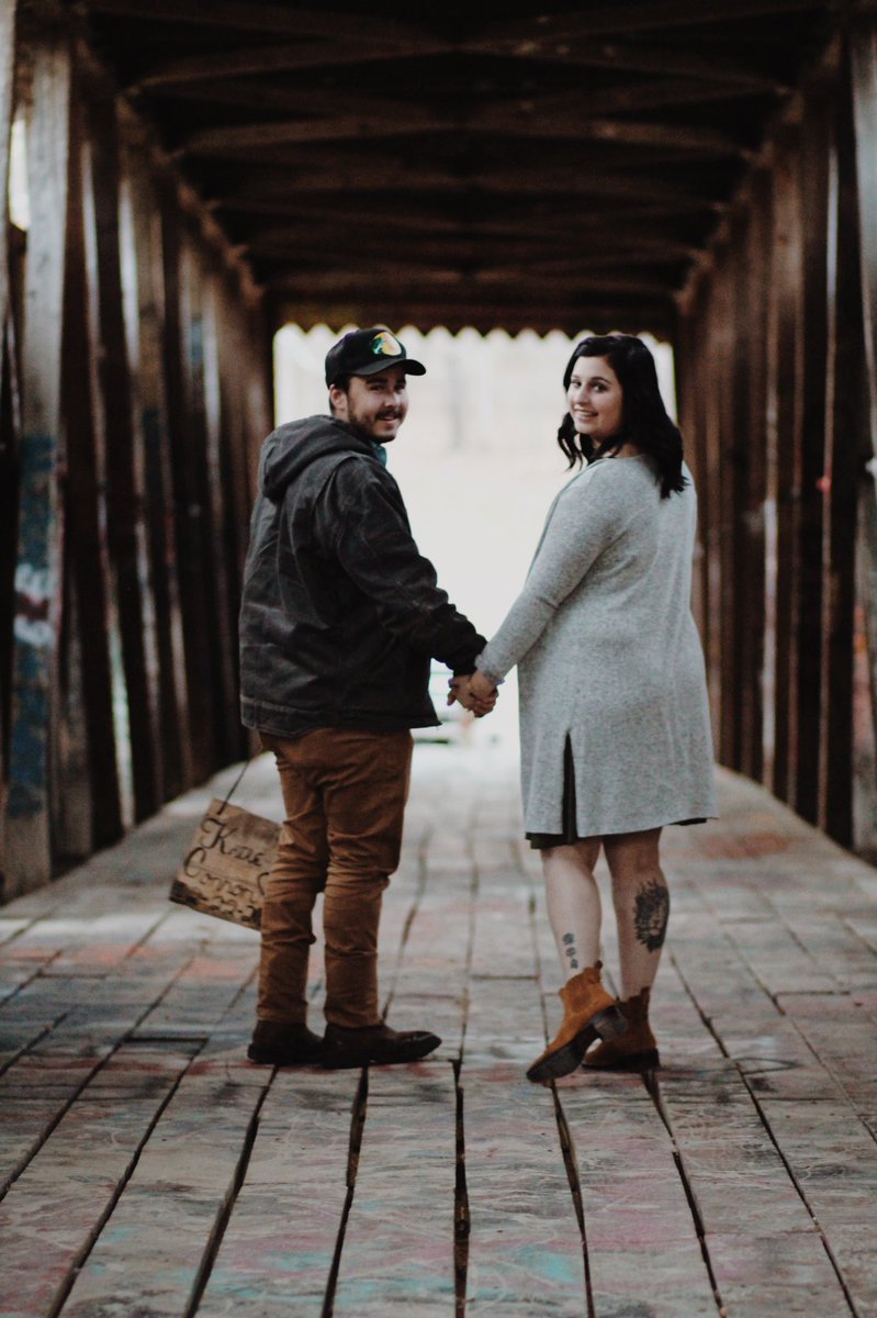 katiegullett12's tweet photo. still can’t believe it!!!!! let the wedding planning begin❤️❤️ https://t.co/yF7CieSb38