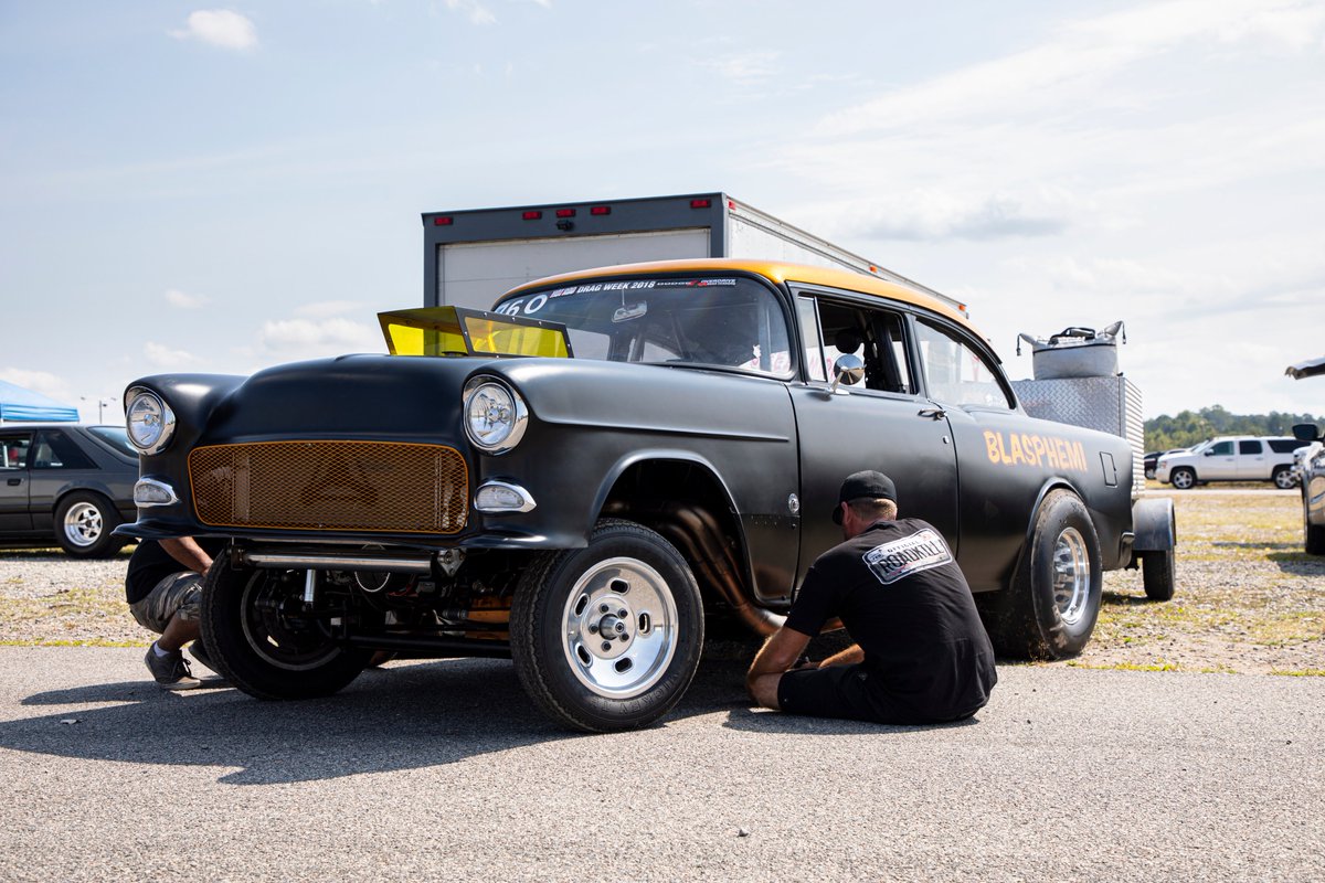 RoadkillShow's tweet photo. 1000+ miles with Blasphemi for HOT ROD Drag Week! Stream an all-new episode of Roadkill NOW with the MotorTrend App! https://t.co/El0ZTYM29r
#DragWeek2019 #HOTROD @HOTRODMagazine #Roadkill #Blasphemi @MIKEFINNEGAN999 @TAngelodrift https://t.co/fjfBxPoh6p
