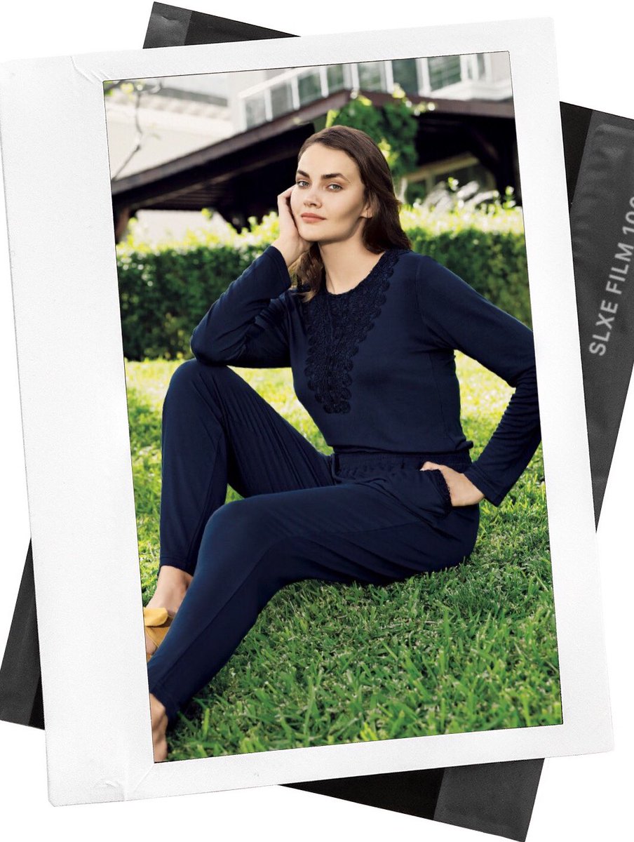 fcfantasystore's tweet photo. It’s starting to feel a lot like #christmas 🎄🦌🛷❄️
#nightgown #fcfantasy #fccasual #fallwinter2019 #underwear  #homewear 
#pajamas #homewearcollection #womenstyle #textile #fashion  
#womenpajamas  #bodysuit #casual #womenstyle #pyjamas #pyjamastyle #sleepwear #underwearstore https://t.co/TnGf19362Q