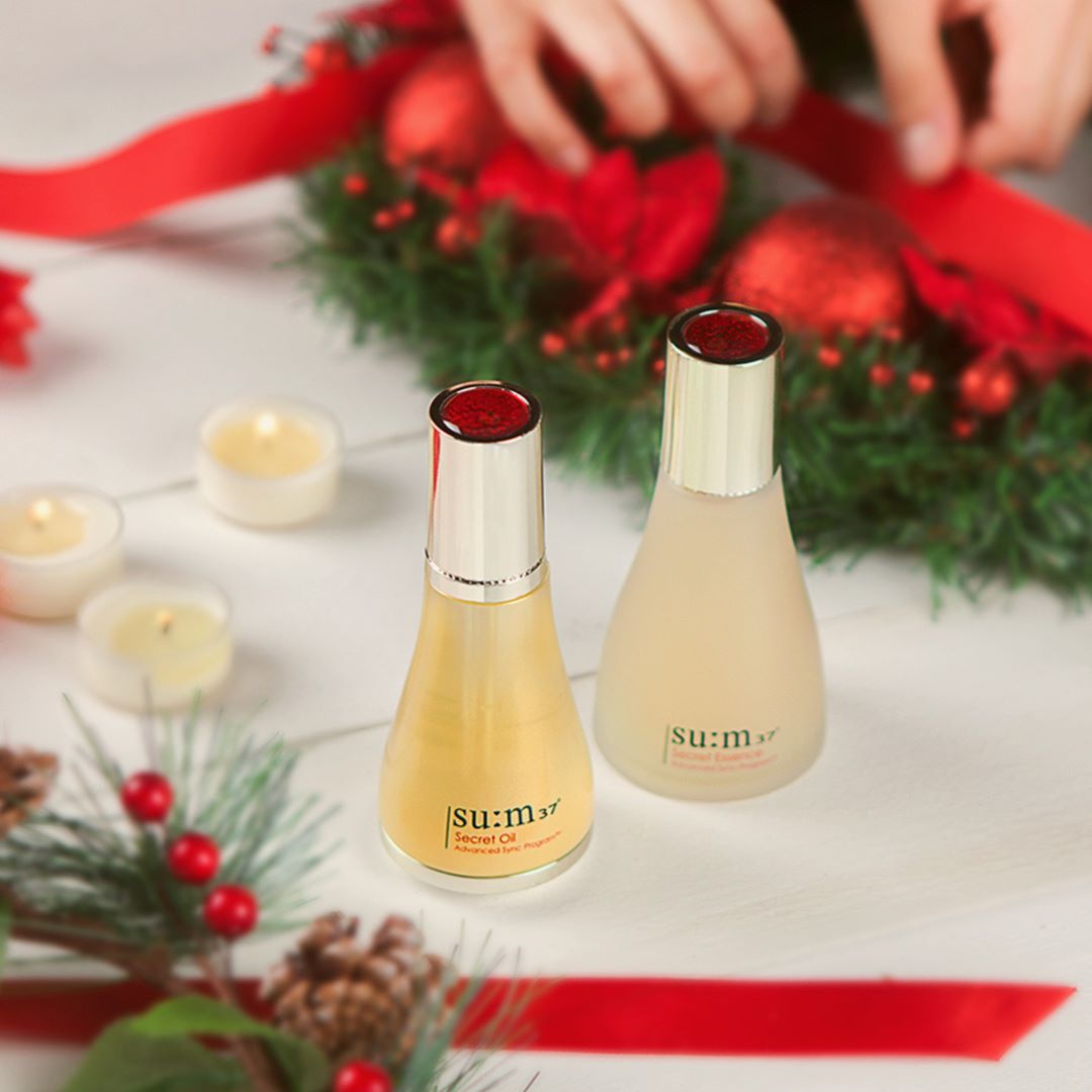 natcollectionUS's tweet photo. Make your #Royalholiday daze merry and bright with #sum37, beaming brights and lights to decor your end of the year.

#NatureCollection #NatureCollectionUS  #sum37 #kbeauty #beauty #christmas #Merrychristmas https://t.co/S2nHmeuUFv