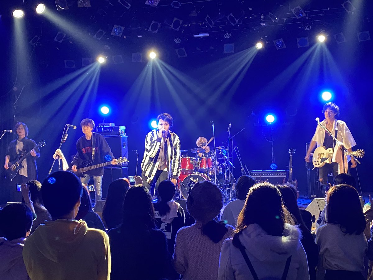 7yama24's tweet photo. やっと念願のCouerのライブに行けてホンマに嬉しかったしケント君以外は全員が初めて会ったのに優しく対応してくれてCouerっていうグループがもっと大好きになったしこれからもずっと応援したくなった。
絶対またCouerのライブに行こう!
Couerのライブ最高でした!
#Couer
@5Coeur1 https://t.co/rPGAzzCABP
