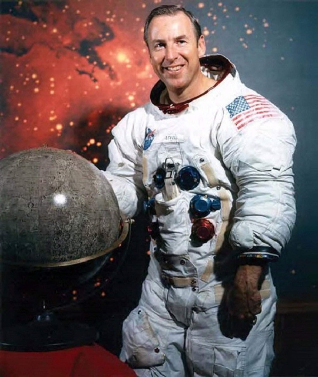 airandspace's tweet photo. "To me, this would be a mini Lewis and Clark expedition, exploring new territory on the Moon's far side." - Astronaut Jim Lovell on the historic Apollo 8 mission, this week in 1968.
Watch his remarks from our #SpiritOfApollo event: https://t.co/cNKIqWUsUZ https://t.co/w4bLu76gdr
