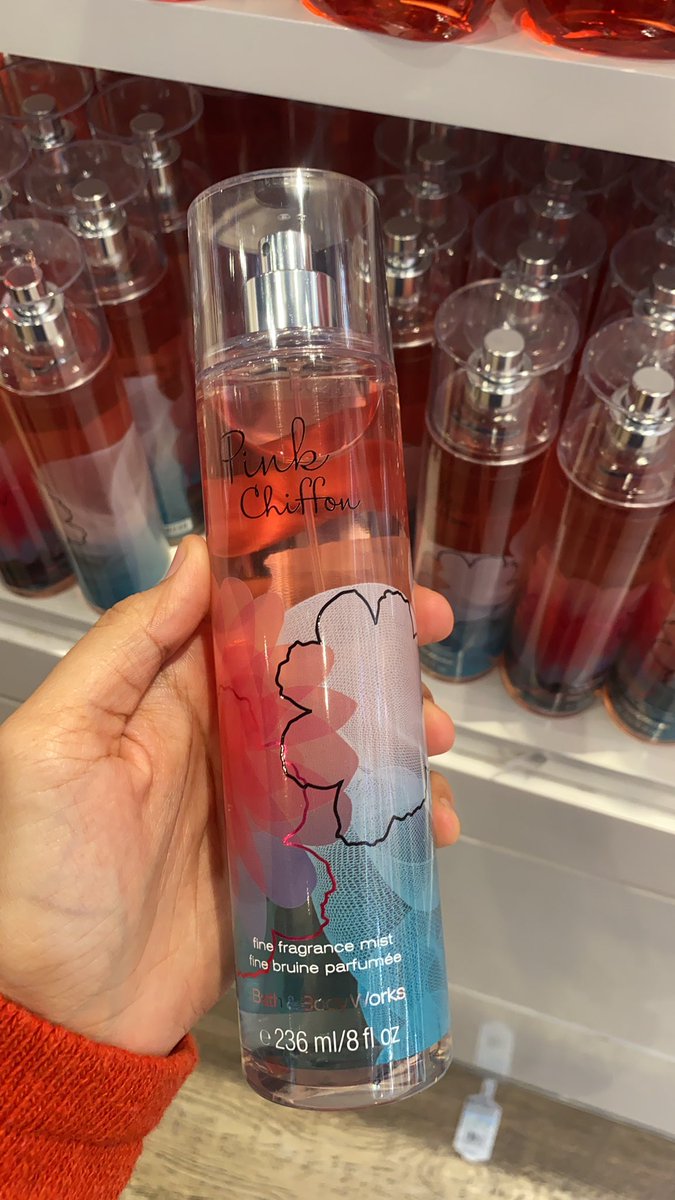 IntanSyfns's tweet photo. Korang body mist kat BBW RM29 je 😭😭😭 Normal price RM80 tahu. Siapa nak order meh join group kita Link group telegram: 
https://t.co/JC41z0TiS0 . Guyss help me to RT this 😘😘😘 https://t.co/AKSMJASOQh