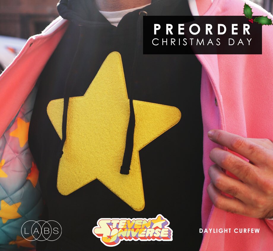 daylightcurfew's tweet photo. Christmas Day Preorder ⭐️. Read the FAQs to answer any questions ahead of time.  #StevenUniverse #StarHoodie #ChenillePatch #LimitedEdition. https://t.co/YfZulejvGF https://t.co/LwLtQwhEjq