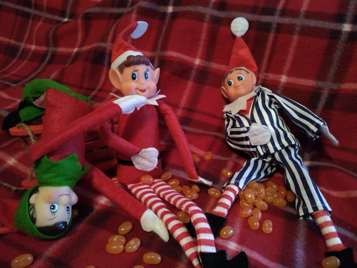 TeamPortyEdin's tweet photo. Eddie MAY have eaten too many jelly beans #Cruk #elfontheshelf #EddieTheElf #ElfVolunteer #TooManyJellyBeans #WasFunThough https://t.co/ZkBLW9xmOT