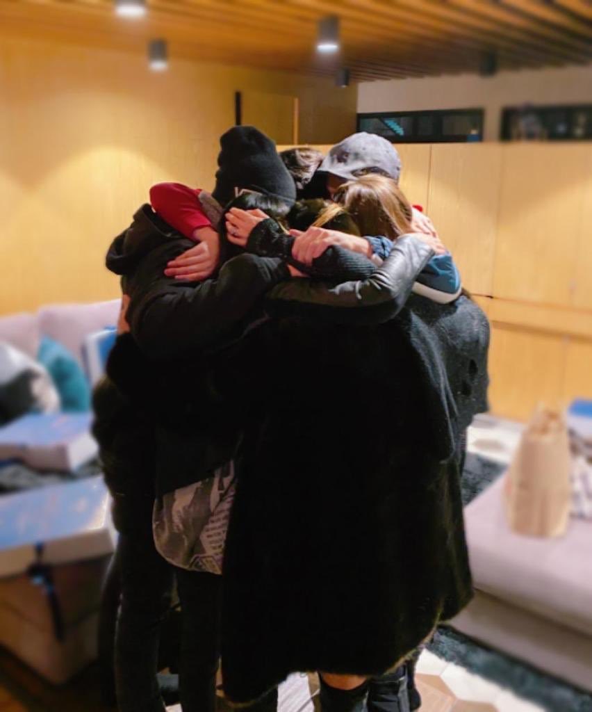 Must Pop tweet media