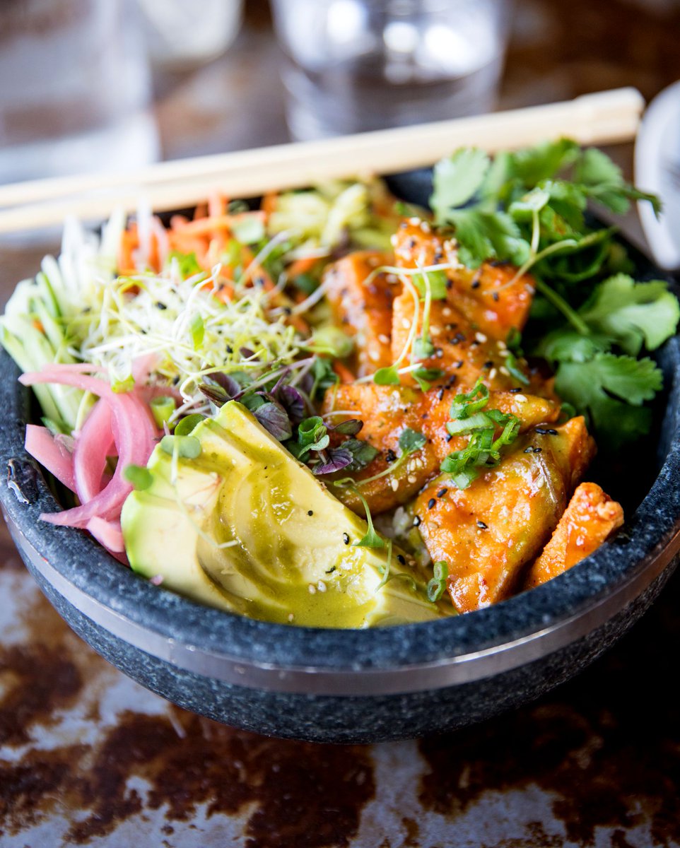 Don't let the holidays get too heavy! Grab our vegan Buddha Belly bowl next time you're in!
.
.
.
#abigaile #abigailerestaurant #hermosabeach #southbay #eaterLA #foodies #eatmunchies #munchies #YelpLA #eeeeeats #latimesfood #LAist #eatguide #noleftovers #vegan