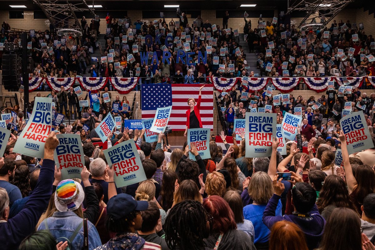 Elizabeth Warren onstage at the Oklahoma City town hall.