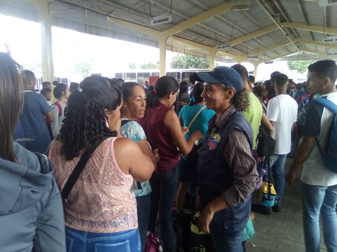 #23Dic | <a href="/senadesmonagas/">SENADES Monagas</a> junto al <a href="/FrenteP_Monagas/">Frente Preventivo Monagas</a> Micros Conversatorios en materia de seguridad y prevención, a los usuarios, usuarias y choferes del Terminal Interurbano de Maturin.
