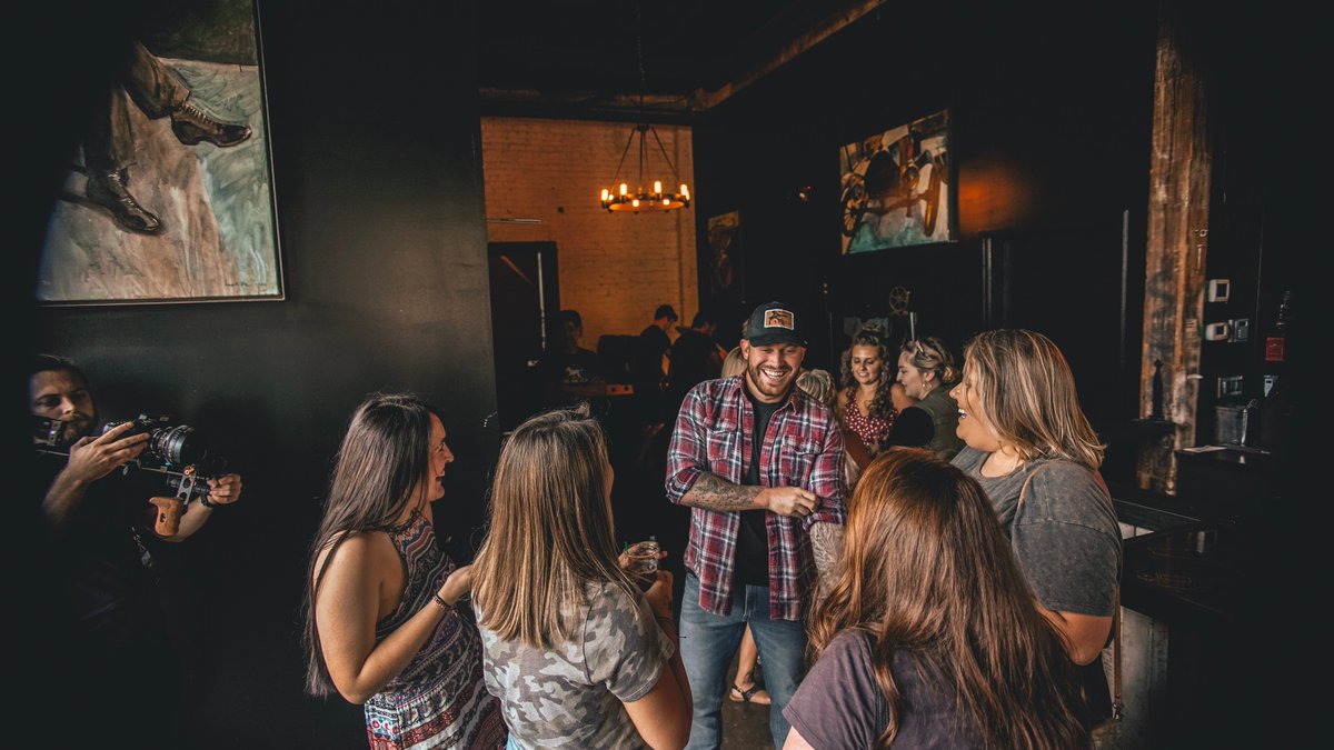 JonTLangston's tweet photo. Who wants a free VIP upgrade for a show next year? Y’all can enter in by signing up for my SMS list. Send me a message, text ‘Jonlangston’ to 59866 https://t.co/yCUqIM9Amg