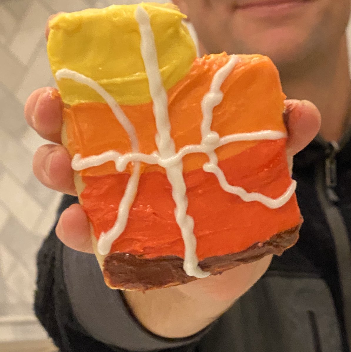 macbateman's tweet image. Holiday cookies.  Go Jazz!  #JazzedUp2019