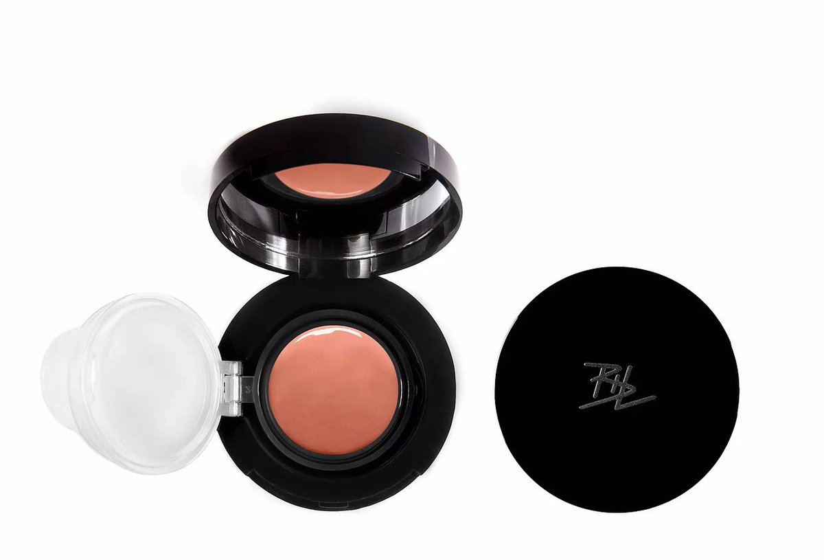 A cream blush that gives a great glow! It’s silky and can also be applied on the lips for that beautiful touch 💋 20% OFF starting at 8:30pm ET — link: gravy.live to join the party and shop amazing deals!