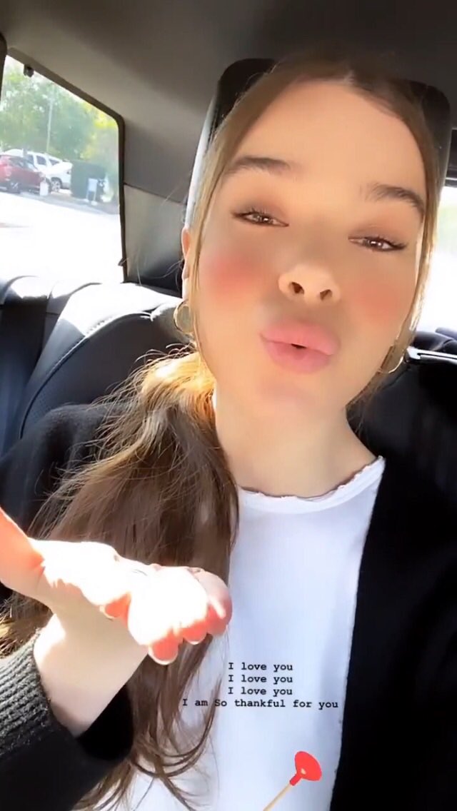 Noviembre 28

Acción de gracias; cena en familia. <a href="/MatthewHealyB/">M a t t y</a> <a href="/VenusHexly/">Venus</a> <a href="/dionysusHealy/">Dionysus</a>