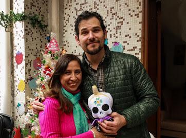 engraciamg's tweet photo. Regreso feliz a casa. @alan_estrada siempre es un gusto verte, y disfrutarte en @agotadosmx el top!
Te extraño en @alanxelmundo aun cuando entiendo la necesidad del descanso.
Felices fiestas, que el 2020 nos permita siempre disfrutar tu arte. Nos vemos pronto!
#Mexicali #shortrip https://t.co/Jg0lfDaiF6