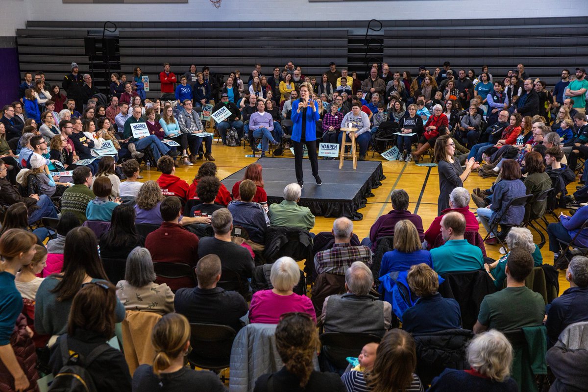 Elizabeth Warren speaks at the North Liberty, Iowa town hall.