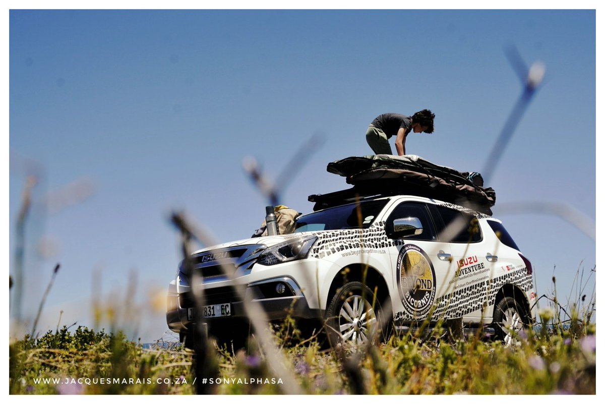 JacqMaraisPhoto's tweet photo. All I want for #Xmas is a long left roller π Thumping month of #surf with the rats & mates, always better with the @isuzusa #isuzuMUX, @FrontRunnerZA kit & @sealandgear packs ππ» // @TribalTourist @ParkscapeSA @PetervanKets @zaneschmahl @Diverge_info #ThereIsWorkToDo #BornToRoam https://t.co/PauFzw5NoA