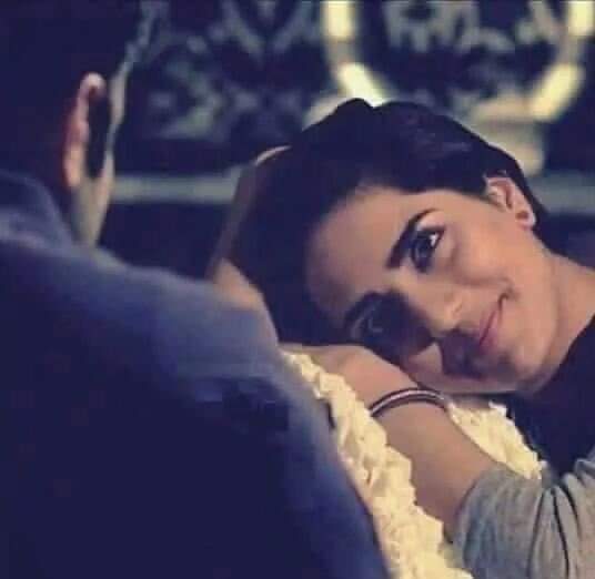 " في ملامح الهادئين أشياء مكسورة، گ ابتسامتهم مثلاً " .. 💔
.
.