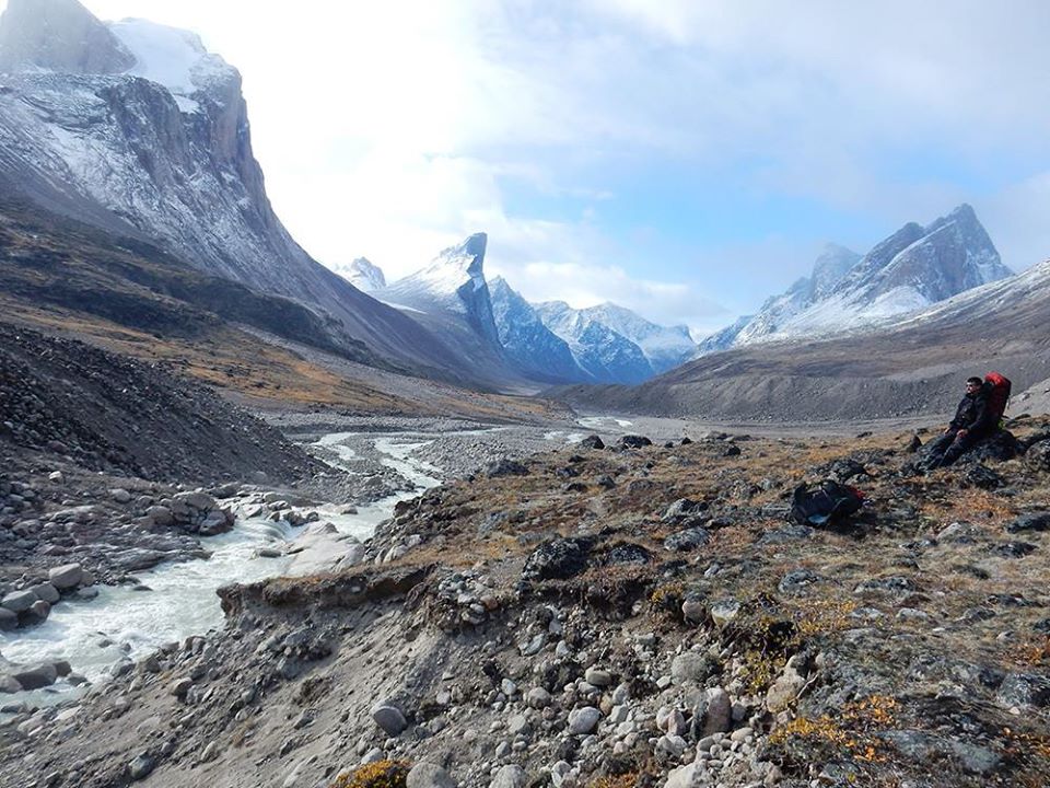 pcparkslife's tweet photo. #NorthernDirection staff favourites 💙
 
“Whether you ski the Akshayuk Pass in the glittering spring ice &amp; snow, or hike thru the wildflowers in summer or the crimson &amp; gold tundra of fall, it’s hard to beat a Summit Lake view in #AuyuittuqNP.”
- Barb 
https://t.co/paz8C7PCwn https://t.co/wU2xPAv7Lj