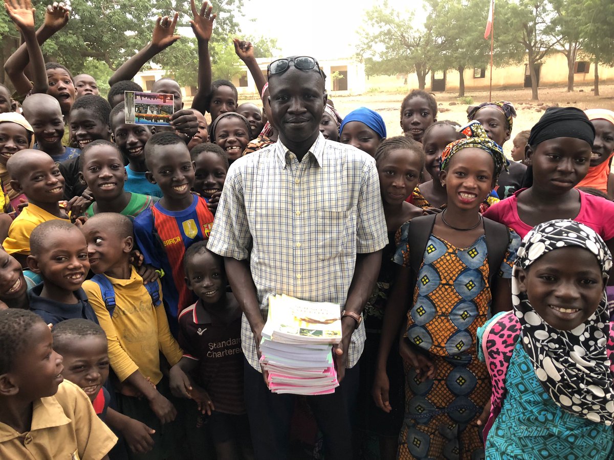 Malirising's tweet photo. Still looking for a meaningful gift for someone you love? How about donating a textbook or three in their honor? You have until midnight eastern Dec. 24, and we'll notify them of your gift on Christmas morning! Learn more: https://t.co/14xGuDyzPc #lastminutegifts #dogood https://t.co/XgfKBsDlkI
