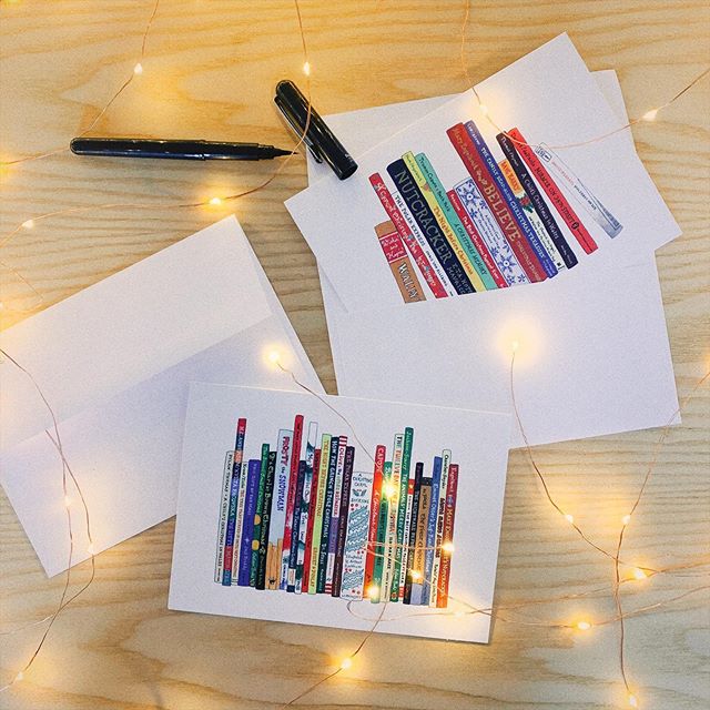 idealbookshelf's tweet photo. Christmas books for some greeting cards, whoβs excited!?
.
.
.
.
.
.
#idealbookshelf #christmascards #bookishchristmas #bookishmerch #bookishgifts #janemount #greetingcards #christmasgifts #christmasbooks #christmasbookstagram https://t.co/WR5Fy9yu88