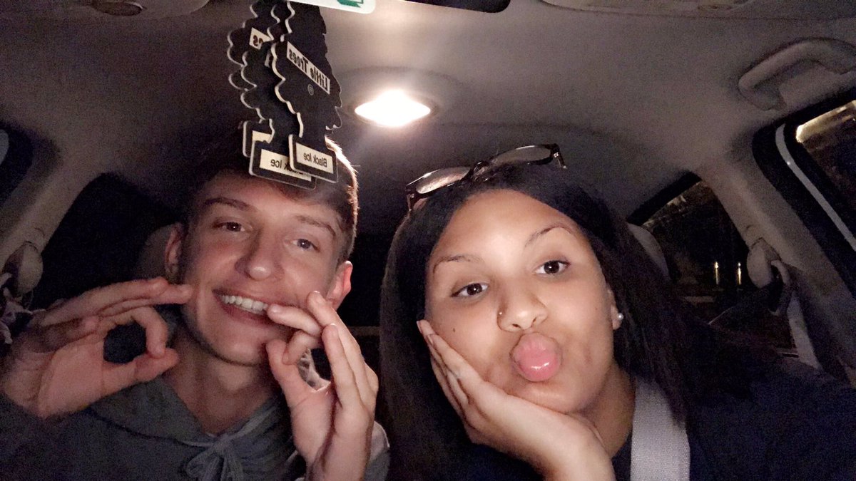 naleese_'s tweet photo. happy birthday to my long lost bff❤️ i hope your 🔞 is the best! family no matter what #cobaltgang @Ian_Schalmo https://t.co/mpAfVwU8Bl