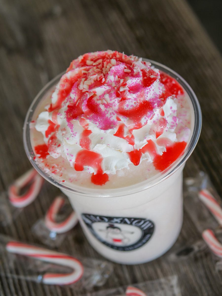 sumosnowaz's tweet photo. 🎅🤶Happy Holiday Deals❗️BOGO 50% on all HOLIDAY Drinks Series. Limit 2. Promo available Dec. 23rd ONLY &amp; cannot be combined with other promos &amp; discounts. Candy Cane Smoothie #sumosnow https://t.co/il4CsUgqrV