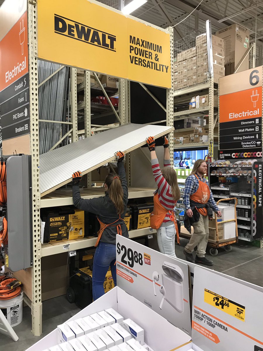 Savannah and Amanda doing a team lift with gloves on!!! #d103team2b <a href="/1rawone/">Raffee wright</a> @KevinMasseyTHD <a href="/BurroughsPaul/">Paul Burroughs</a> <a href="/wolff1012016/">Ashley</a> <a href="/christina_l4747/">Christina Larson</a> <a href="/belford_melissa/">Melissa Beth Belford</a>