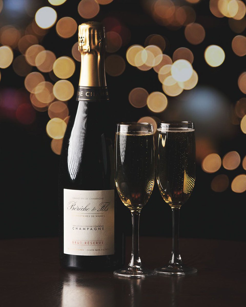 Celebrate New Year's in one of Canada's Top 50 bars. 

The Cloak Bar is available for a private booking this New Year's Eve, with incredible cocktails (or maybe a drop of champagne) in a beautiful speakeasy setting 🍸

Learn more about us at our website - buff.ly/2SkL16B