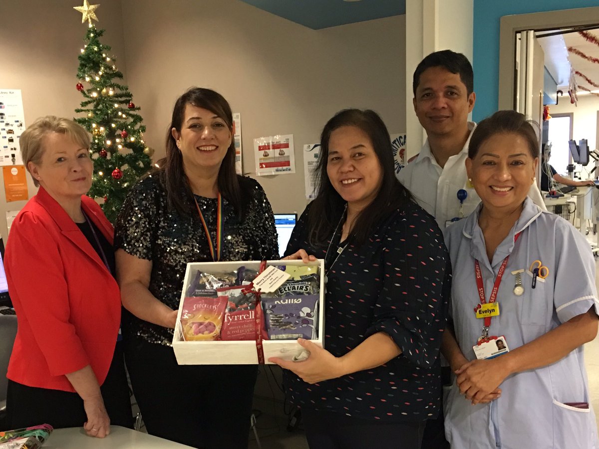 Dame Alwen Williams (@a_williamsnhs) on Twitter photo One of my favourite Christmas activities - helping to deliver hampers to our brilliant staff. All smiles @RoyalLondonHosp on ward 13f with Myleen & her ward team <a href="/jackie_RLME/">Jackie Sullivan</a> <a href="/williams_lucie/">Lucie Butler๐</a> <a href="/NHSBartsHealth/">Barts Health</a> One of my favourite Christmas activities - helping to deliver hampers to our brilliant staff. All smiles @RoyalLondonHosp on ward 13f with Myleen & her ward team <a href="/jackie_RLME/">Jackie Sullivan</a> <a href="/williams_lucie/">Lucie Butler๐</a> <a href="/NHSBartsHealth/">Barts Health</a>