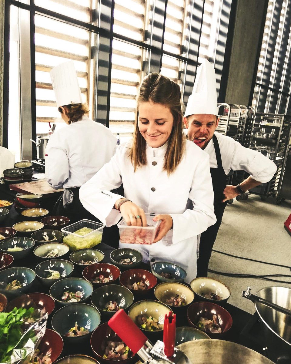 Getting ready for the food overload this week🎄
HO HO HO-pe you have some room left for dessert 🍰