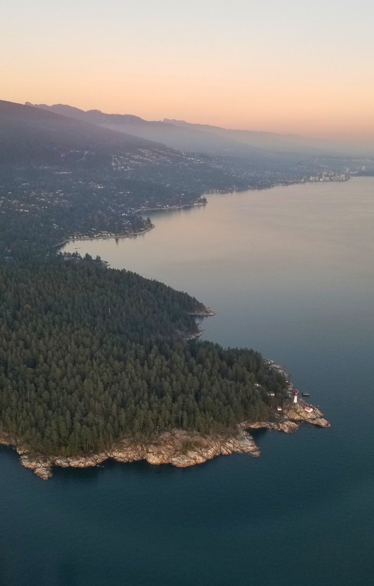 TrishJewison's tweet image. Over #LighthousePark in @GlobalBC 1. #Vancouver #YVR #WestVan #WestVancouver #beautifulbc @AM730Traffic @MyVancouver @604Now @1K_things