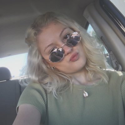 itshannahb22's tweet photo. #NewProfilePic https://t.co/4cDp0OQTn0