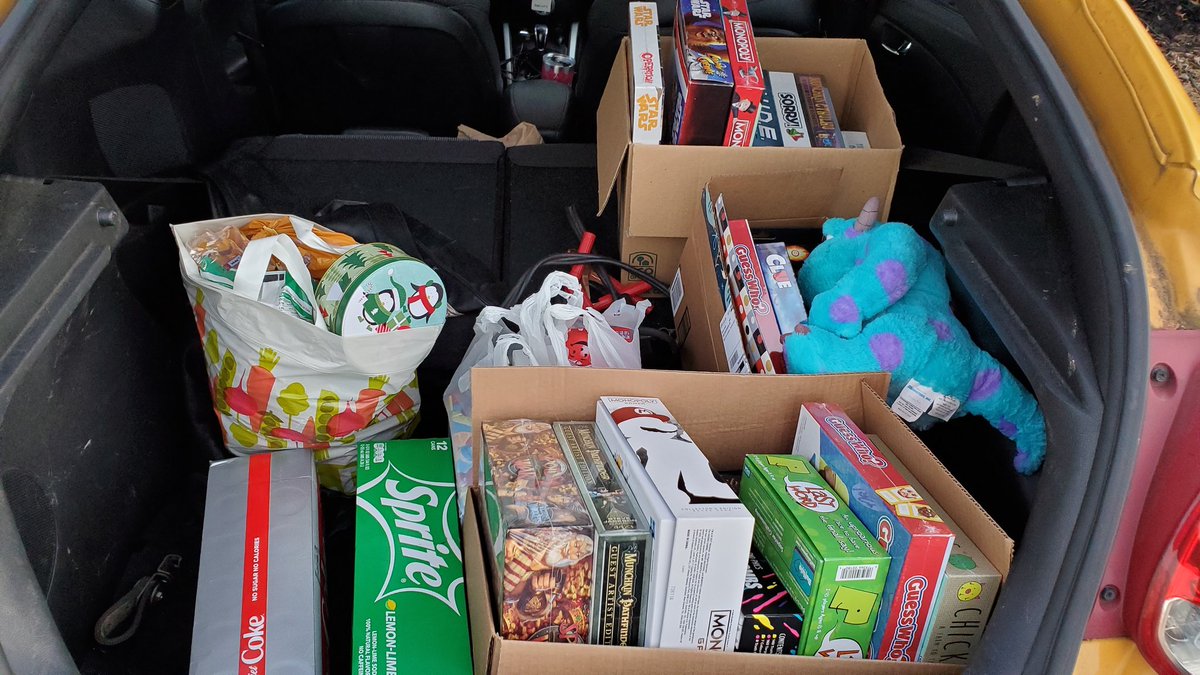 Two families and one Christmas Dinner! Delivery on the way!

#boardgames #games #gaming #gamenight #tabletopgames #tabletopgaming #Nashville #MusicCity #clubfantasci #thelowryagency #davidlowry #clubfantascichristmasgamedrive #charity #christmas #merrychristmas #domoretalkless