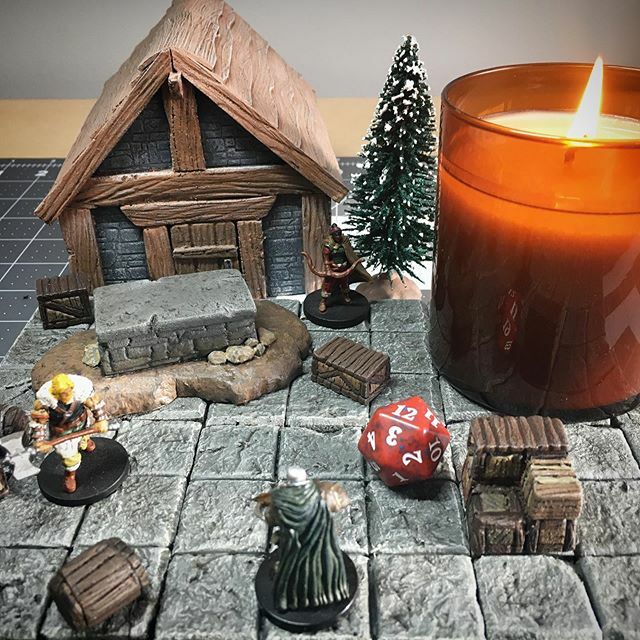 alannauman's tweet photo. It’s important to have the right fragrance no matter what adventure comes your way! @understoryco #fourtrees https://t.co/AoM9mFCOo0 https://t.co/uuc8p1a6T2