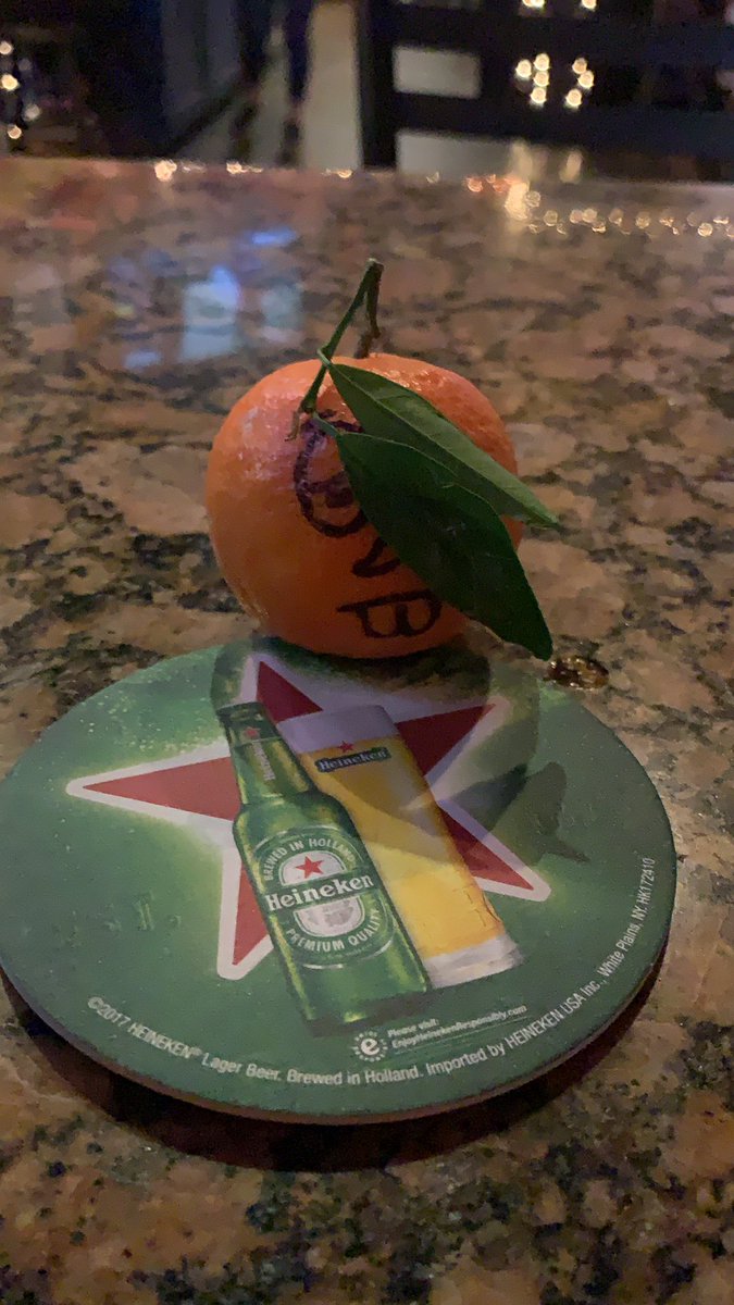 HeberLinares's tweet image. Emo Orange.  
#BartenderProblems  #ChristmasEveEve