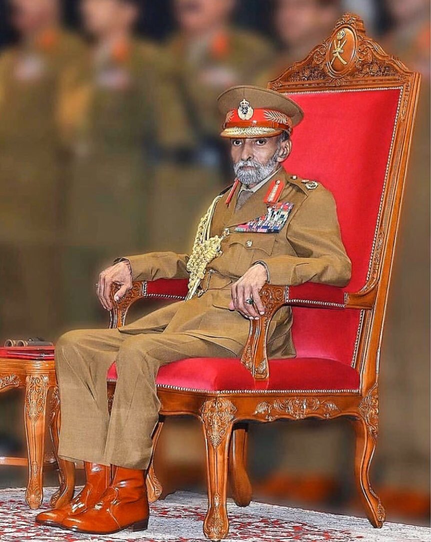 mr_mh101's tweet photo. أيّ حُبّ ذلك الذي نُحِتَ في قلوبِ الأمّة العُمانية تجاه سُلطانها المُفدّى؟
نُحبّكم مولايَ بالقدر الذي نشاء والذي لا نشاء.
 بُشراكَ أرواحُ الجميع بلا ثمَن 🙏🏻
 #قابوس_بخير
#قابوس_قلوبنا_معك https://t.co/6RoL0tlxM1