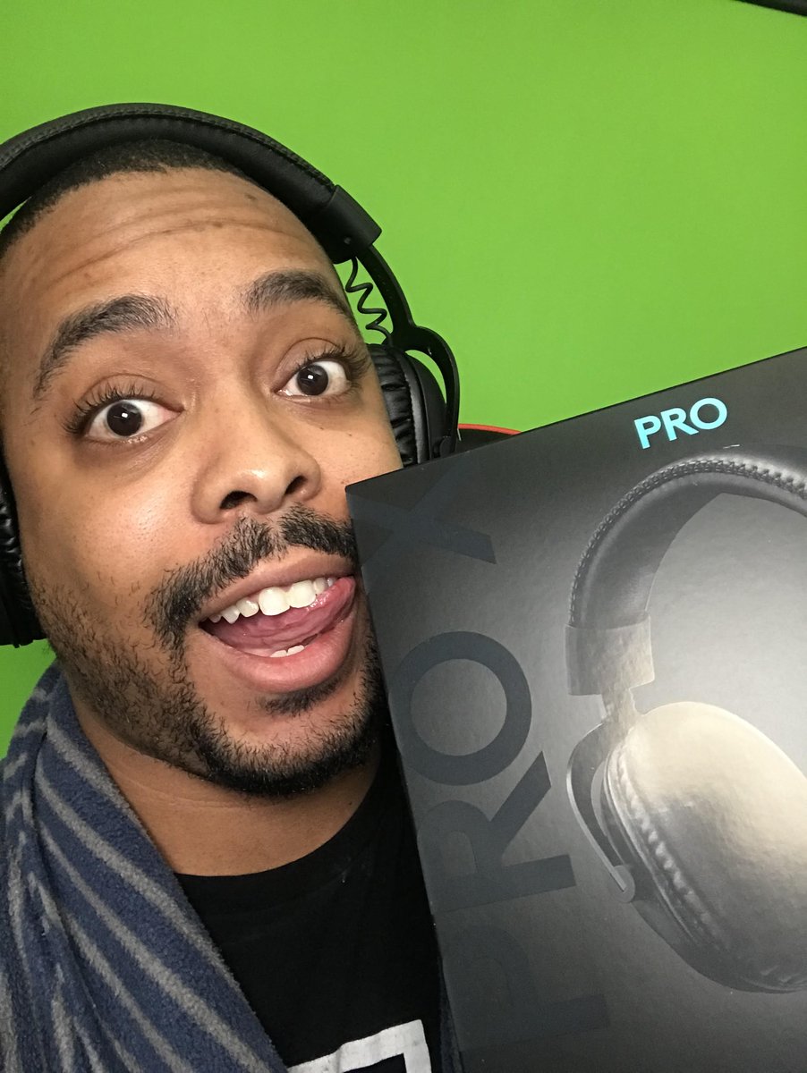 MDee14's tweet image. Hi to celebrate 4 years on @twitch the lovely people at @LogitechG and i are teaming up for a Logitech G Pro X Headset!

ENTER HERE: playr.gg/MDee14/logitec…

#PlayAdvance #LogitechG