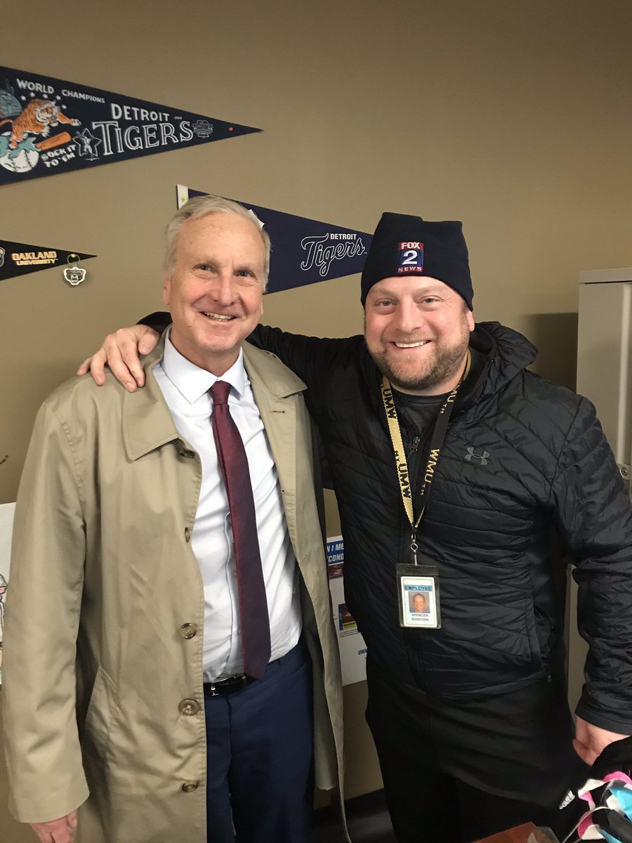 robwolchek's tweet photo. Goodbye @SSkyKerstein ! After I blocked his shot at hoops earlier this week—-he announced he was done!Dude can’t handle being stuffed by a 60 year old! Actually he’s got a new job on Boston. Lucky for them..,he’s a great talent. #RespectTheBall https://t.co/NjpkjdJSIp