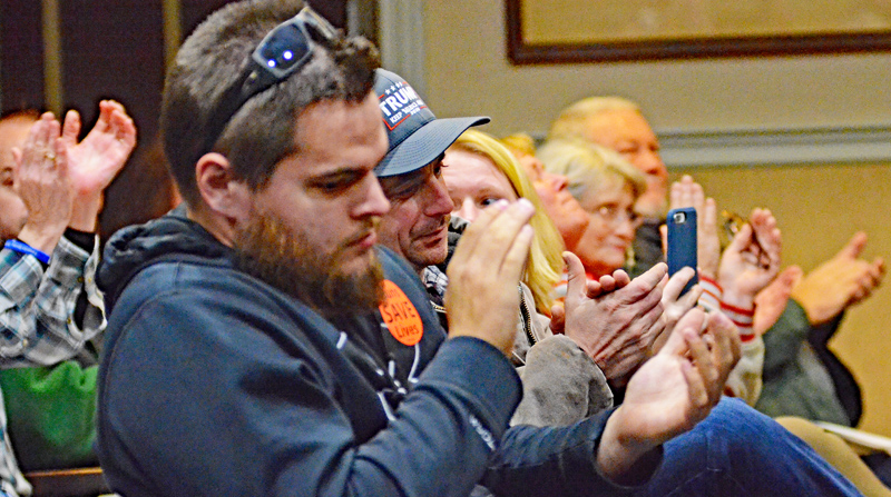 fauquiernow's tweet photo. 11 days after 2,000 turned out for meeting, Fauquier supervisors vote, 5-0, to adopt 2nd Amendment resolution >>> https://t.co/CFwoh7kSAi https://t.co/rLgZa6tYeJ