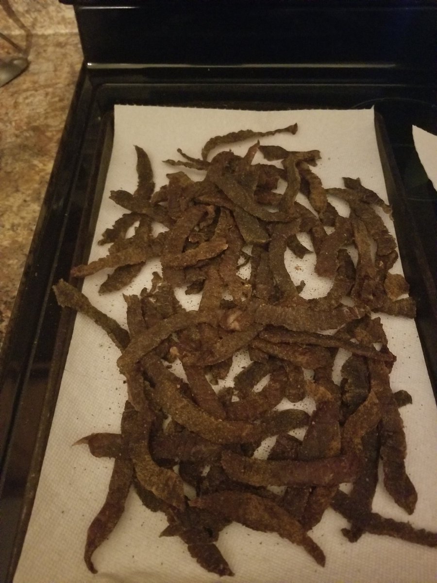 CoachCollum94's tweet photo. Jerky's done. 1 of those is Trinadad Scorpion Flake jerky. 1,000,000 SKU. https://t.co/a5D8YEkqdz
