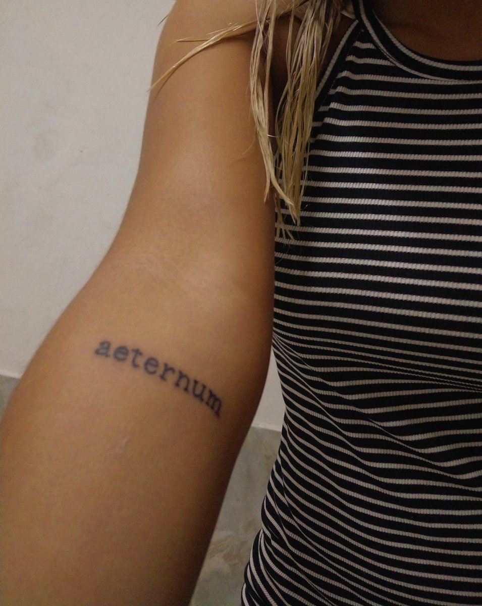 DaniCanello's tweet photo. Hace un tiempo encontré el significado de esta palabra y me encantó. Hoy el motivo sos vos amiga. Juntas PARA TODA LA ETERNIDAD.❤️ Prometo tenerte presente en cada momento de mi vida. https://t.co/mSamemfdKq